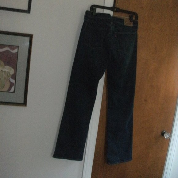 Levi's Curvy Boot Cut Denim Blue Jeans Five Pocket Style Women size 32 - Picture 2 of 2